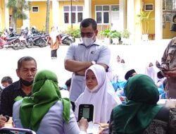 Puluhan Pelajar SMPN 2 Lhokseumawe Ikut Vaksinasi Didampingi Orang Tua