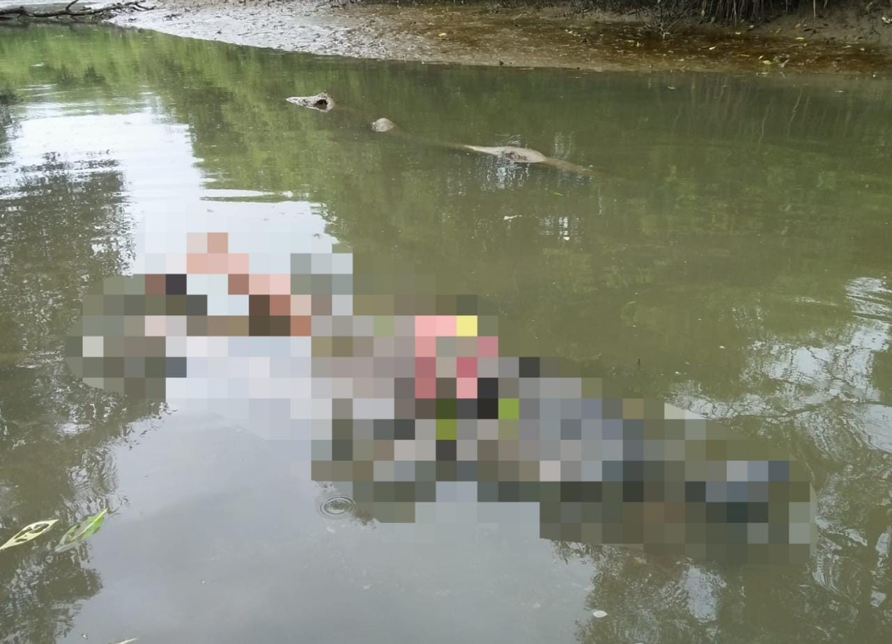 Jenazah pria ditemukan warga di alur sungai tambak ikan Gampong Teupin Kuyun, Kecamatan Seunuddon, Aceh Utara. Foto: IST