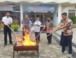 Kejari Lhokseumawe Musnahkan Sabu-sabu dan Ganja