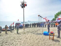 HUT ke-77 RI, TNI AL Lanal Lhokseumawe Kibarkan Bendera Merah Putih di Bawah Laut Ujong Blang