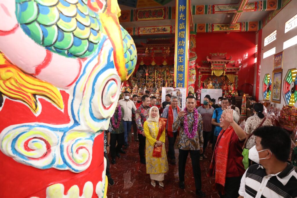 Resmikan Vihara Qi Thien Da Seng Musa Rajekshah Imbau Jaga Kerukunan ...