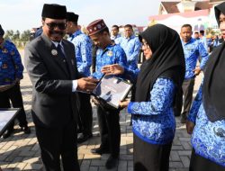 Sejumlah Sekolah dan Guru Terima Penghargaan Hardiknas di Aceh Utara