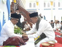 Pj Bupati Mahyuzar Pimpin Zikir Akbar 1 Muharram dan Pengukuhan BKM Masjid