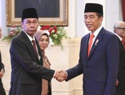 Jokowi Lantik Nawawi Pomolango Jadi Ketua KPK