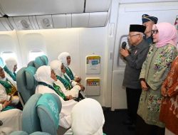 Wapres MaÃ¢â‚¬â„¢ruf Amin Lepas Jemaah Haji Kloter 1 Aceh