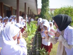 PDGI Gandeng PT PIM Peringati World Oral Health Day, Edukasi Siswa Belajar Cara Sikat Gigi