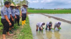 Lapas Lhokseumawe Tebar Benih Nila, Bandeng dan Bercocok Tanam di Ulee Blang Manee