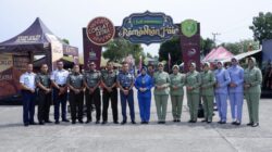 Danlanal Lhokseumawe dan Ketua Jalasenastri Ikuti Bazar Ramadhan TNI di Lapangan Sudirman