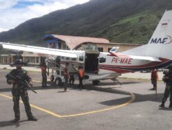 Satgas Kopasgat Pos Moenamani Kawal Penerbangan di Dogiyai