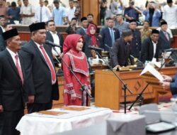 Bunda Salma, Pang Ucok, dan Azhar Dilantik Jadi Anggota DPRA Periode 2024-2029