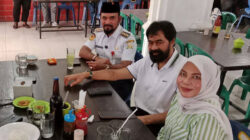 Tiba di Aceh, Mualem Disambut Bupati Al-Farlaky