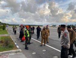 Gubernur Meki Hadiri Prosesi Adat Belah Kayu Doli, Satgas Pamtas RI-PNG Yonko 465 Kopasgat Amankan Kedatangan dan Keberangkatan