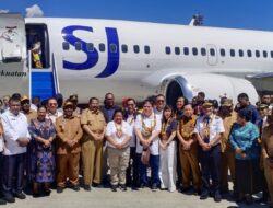 Wamendagri Resmikan Penerbangan Perdana Sriwijaya Air di Wamena, Kopasgat Kawal Keamanan Bandara