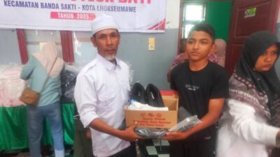 Puluhan Anak Yatim Gampong Uteun Bayi Disantuni Perlengkapan Sekolah