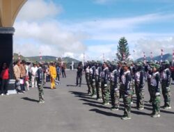 Kopasgat Rayakan Kemerdekaan Bersama Warga dan Pelajar di Puncak Jaya