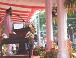 Mualem Pimpin Upacara HUT ke-80 RI di Blang Padang