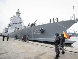 KRI Brawijaya-320 Tiba di Jakarta