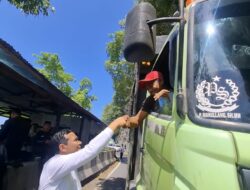 Momen Wagub Aceh Menyapa Sopir Truk Plat BK, Bukan Distop Malah Dikasih Uang