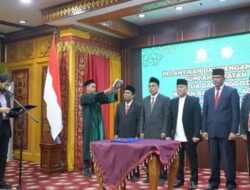 Gubernur Aceh Lantik Pengurus Baru Baitul Mal Aceh