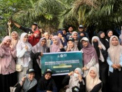 Remaja Masjid Islamic Centre  Lhokseumawe Tumbuhkan Semangat Belajar untuk Anak-anak