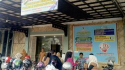 Di PHK, Puluhan Karyawan RSU Bunda Lhokseumawe Mengadu ke DPMTSP dan Naker