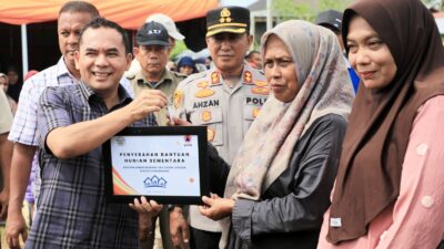 Horee! 67 Kunci Huntara Bagi Korban Banjir di  Lhokseumawe Dibagikan