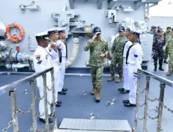KRI Prabu Siliwangi-321 Disambut Panglima TNI dan KASAL di Jakarta