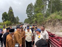 Mendagri dan Wagub Aceh Tinjau Infrastruktur Rusak di Bener Meriah dan Aceh Tengah, serahkan Bantuan Korban Bencana