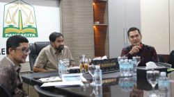 Mualem Pimpin Rapat Bahas Validasi Data JKA Bersama Sekda dan Dinkes