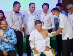Cegah Penularan Campak, Tenaga Kesehatan Pidie di Vaksin