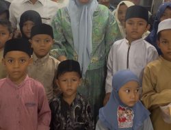 Resmikan Warung Hasan Kopi di Dewantara, Istri Gubernur Aceh Santuni Anak Yatim