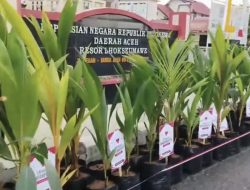 Inovasi Hijau HUT Bhayangkara ke-80: Kapolres Lhokseumawe Ubah Ucapan Papan Bunga Jadi Aksi Tanam Pohon
