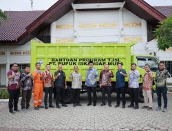 Dukung Kebersihan dan Pelayanan Publik, PT PIM Serahkan Bantuan Truk Sampah untuk Pemkab Aceh Utara