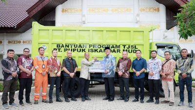 PIM Bantu Truck Sampah di Aceh Utara