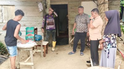 Baitul Mal Aceh Utara Tinjau Kondisi Rumah Syamsiah di Tanah Jambo Aye, Salurkan Bantuan Sembako