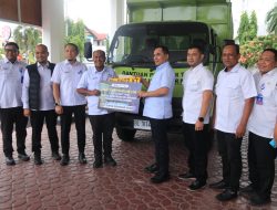 Perkuat Tata Kelola Kebersihan, Wali Kota Lhokseumawe Terima Bantuan Truk Sampah Dari PT PIM