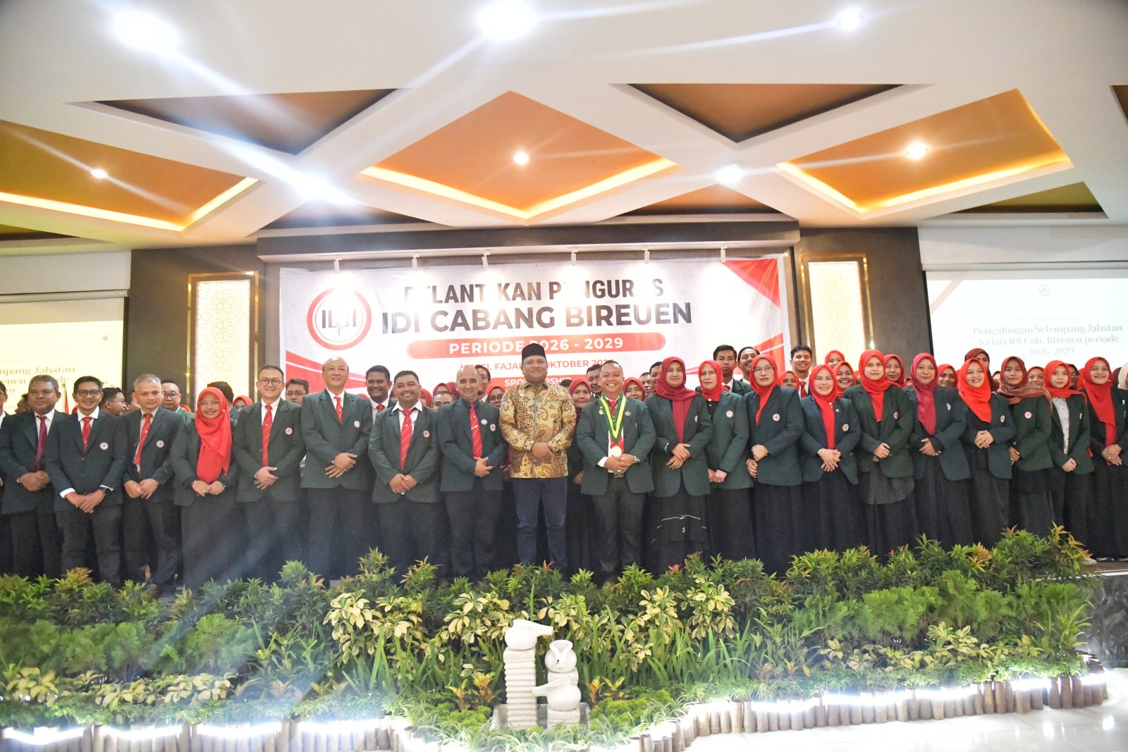 Bupati Bireuen, Ir H Mukhlis, ST, Bersama pengurus IDI Bireuen