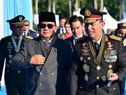 Prabowo Mendadak Copot Listyo Sigit dari Kapolri, Diganti Bos BNN